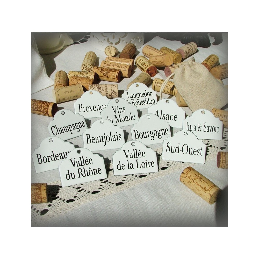 12 etiquettes en émail blanc pour la cave