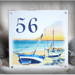 Numéro de rue émaillé décor Voiliers 15x15cm
