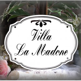 Plaque de famille en émail blanc police Kastler