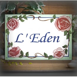 Plaque de Maison décor Roses en émail texte en Corsiva