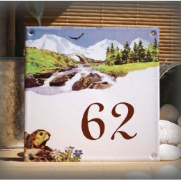 Numéro de rue émaillé décor Montagne marmotte
