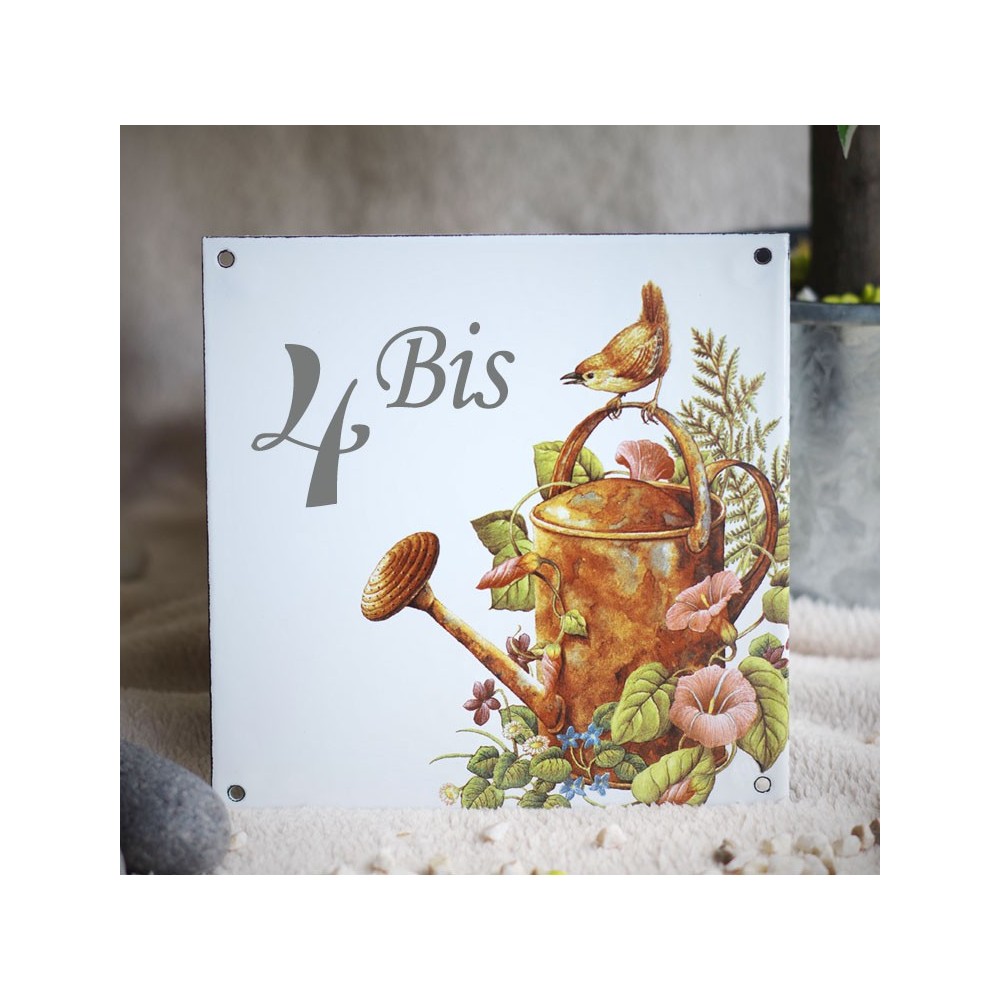 Numéro de rue émaillé décor Arrosoir 