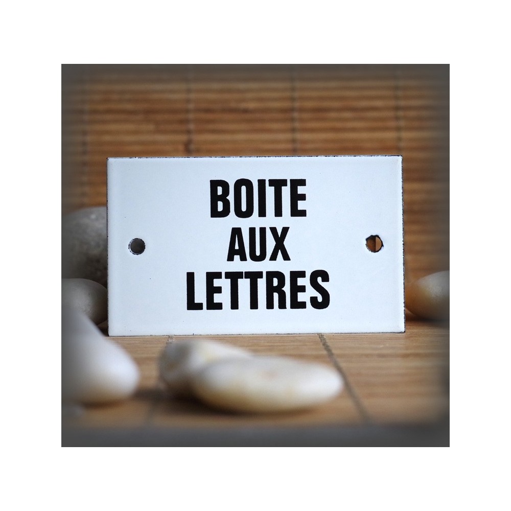 Enamel plate "Boite aux lettres"