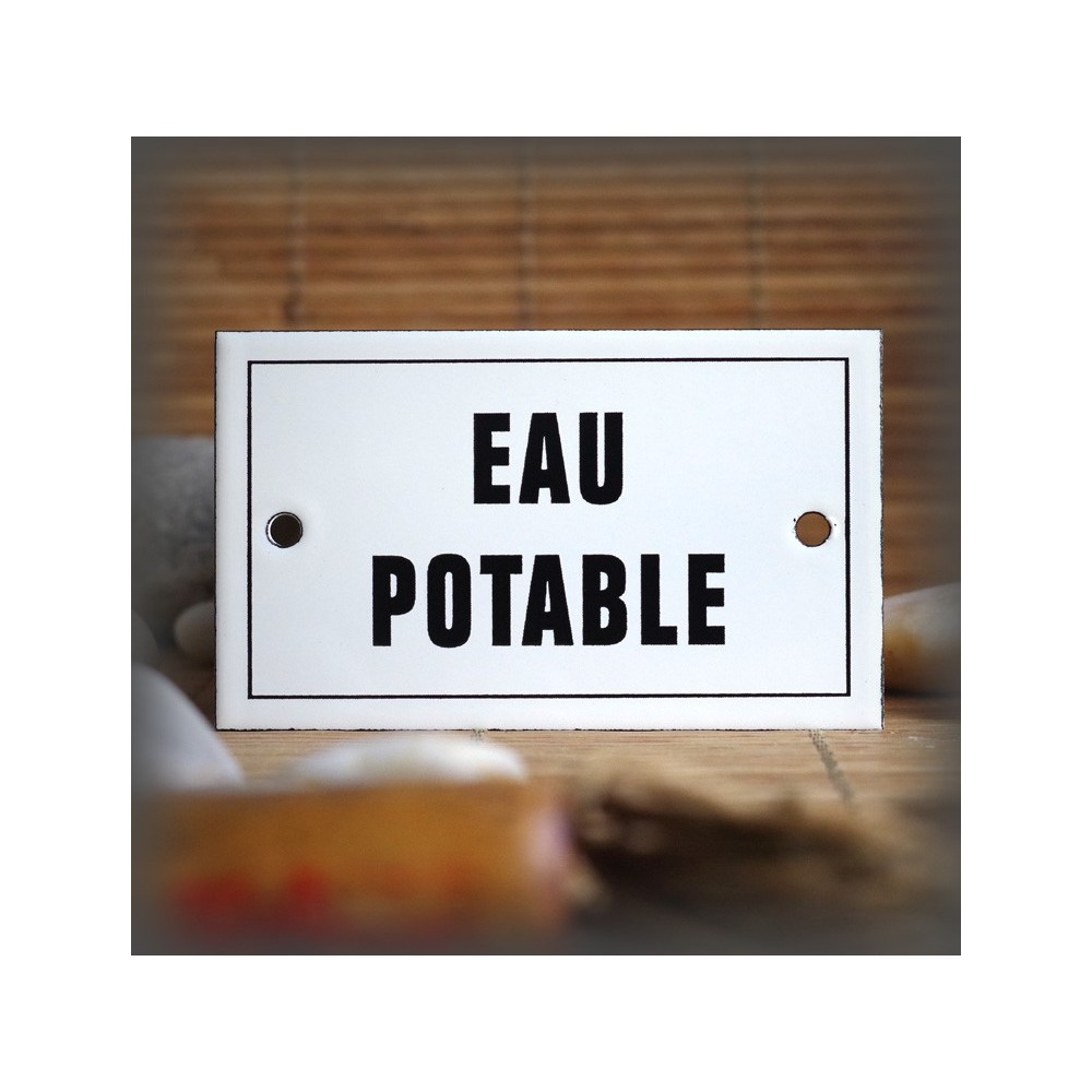 Enamel plate "Eau potable" with border